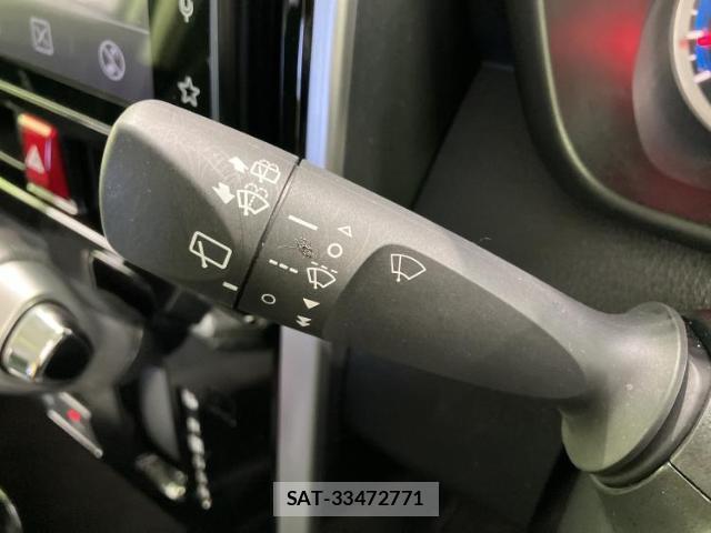 Toyota ROOMY 2021-08 8330006-15