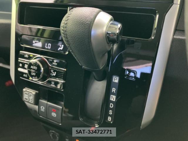 Toyota ROOMY 2021-08 8330006-16