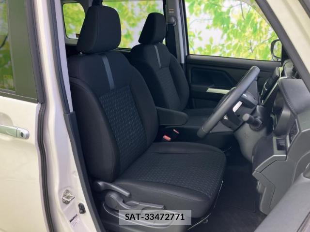 Toyota ROOMY 2021-08 8330006-3