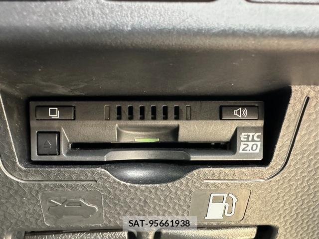 Toyota ROOMY 2022-02 8330279-15