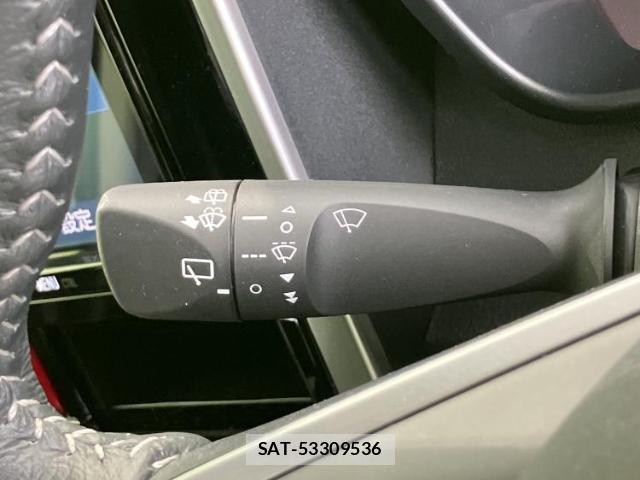 Toyota ROOMY 2021-06 8330513-17