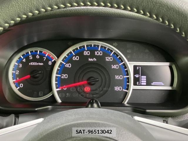 Toyota ROOMY 2023-09 8330535-13
