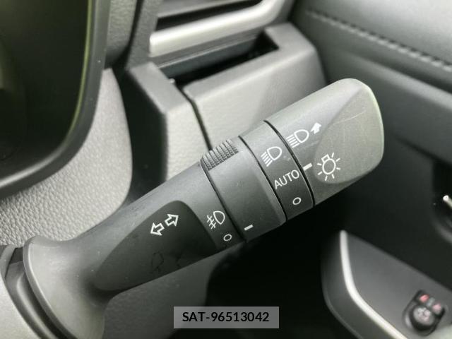 Toyota ROOMY 2023-09 8330535-15