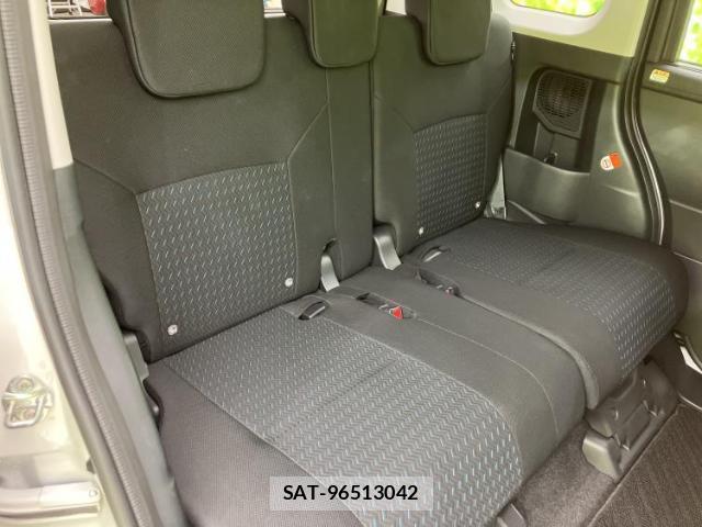Toyota ROOMY 2023-09 8330535-4