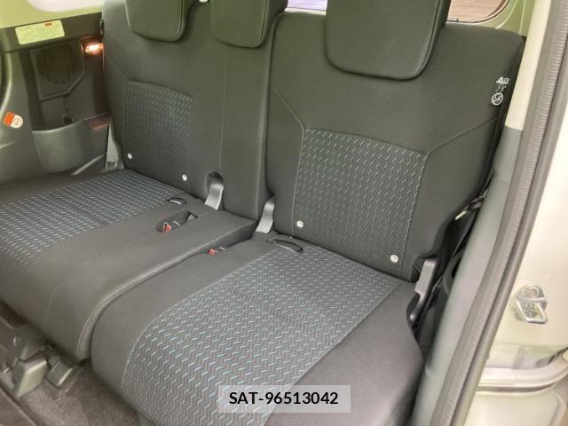 Toyota ROOMY 2023-09 8330535-6