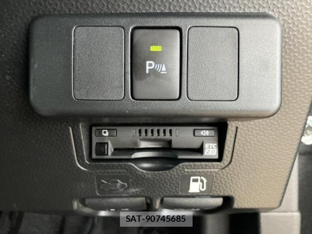 Toyota ROOMY 2025-06 8330576-17