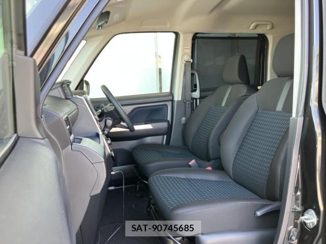 Toyota ROOMY 2025-06 8330576-5
