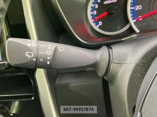 Toyota ROOMY 2021-06 8330625-15