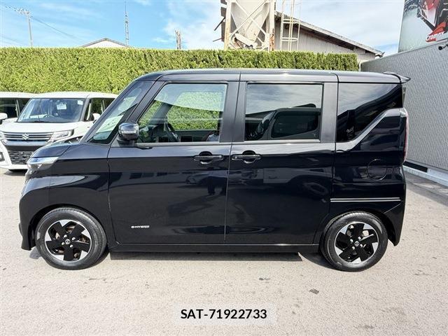 Nissan ROOX 2023-02 8327882-2