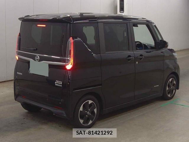 Nissan ROOX 2022-02 8328584-4