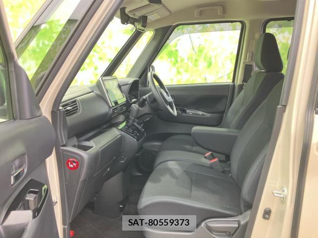Nissan ROOX 2024-11 8330667-5