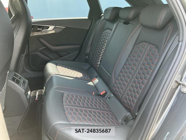 Audi RS4 2021-01 8329732-14
