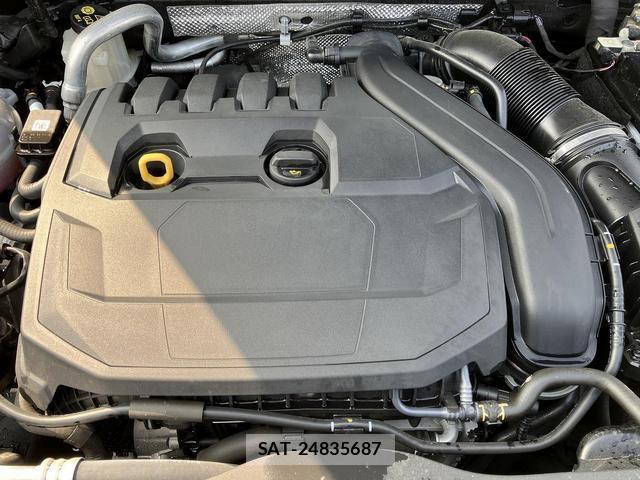 Audi RS4 2021-01 8329732-16