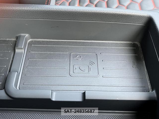 Audi RS4 2021-01 8329732-9