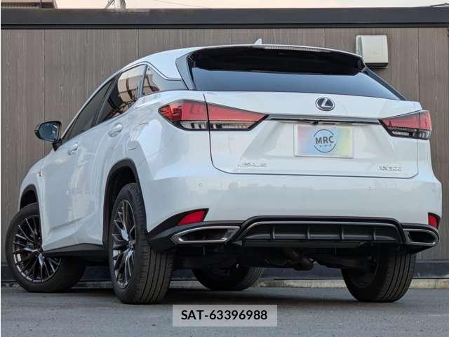 Lexus RX 2021-08 8328406-4