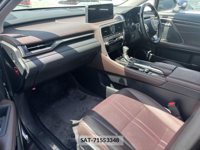Lexus RX 2021-06 8328558-2