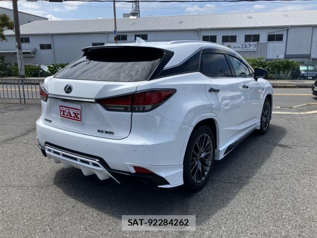 Lexus RX 2021-09 8329381-1