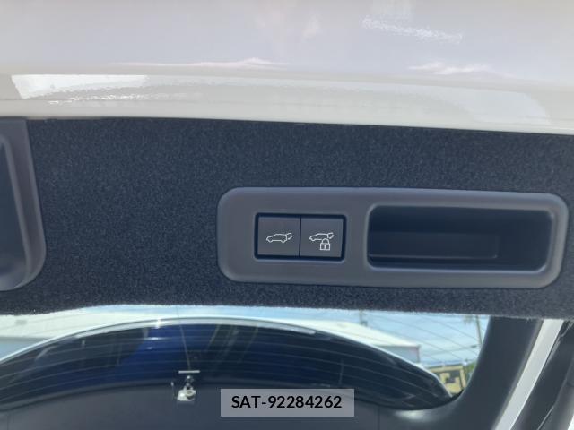 Lexus RX 2021-09 8329381-15
