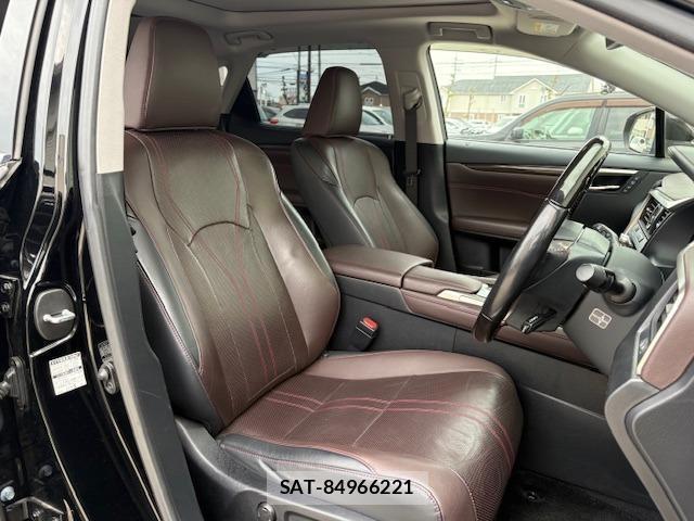Lexus RX 2016-06 8329549-2