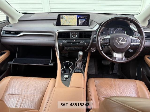 Lexus RX 2016-04 8329550-1