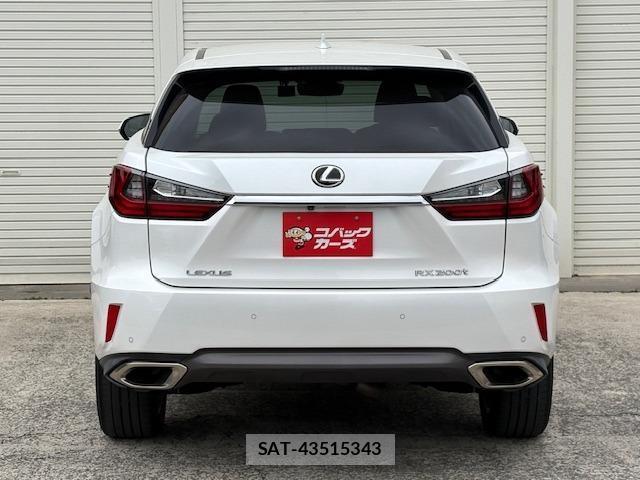 Lexus RX 2016-04 8329550-6