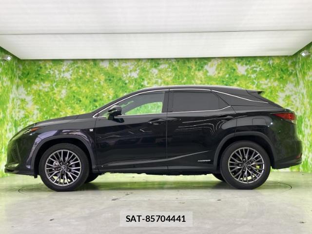 Lexus RX 2019-09 8330470-1