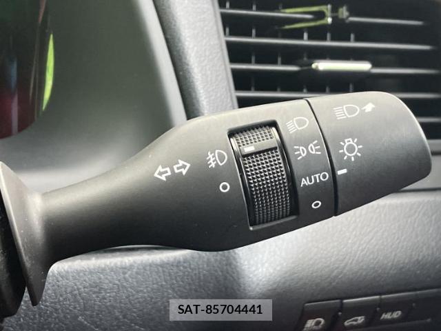 Lexus RX 2019-09 8330470-16