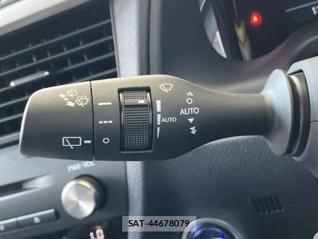 Lexus RX 2021-02 8330632-16