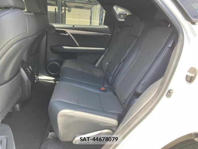 Lexus RX 2021-02 8330632-5