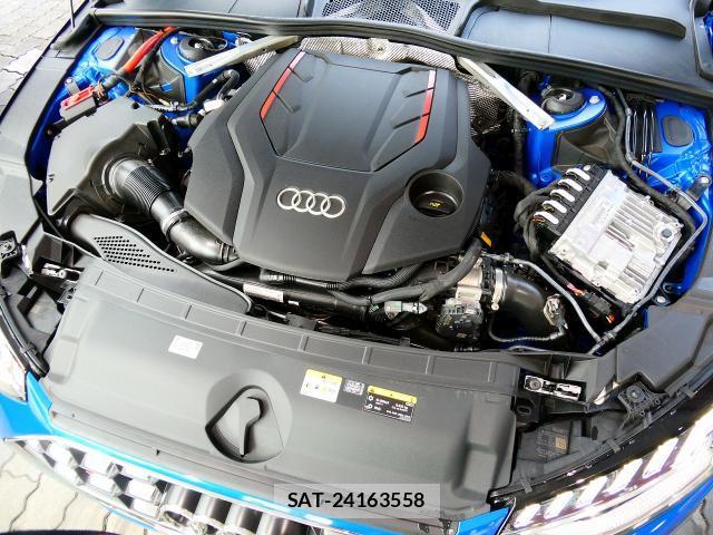 Audi S4 2024-04 8328692-7