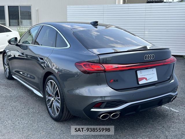 Audi S5 2025-12 8329737-19