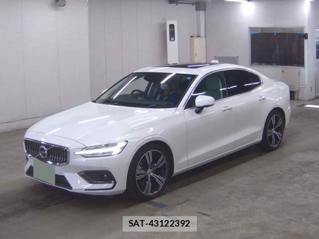 Volvo S60 2021-05 8330086-0