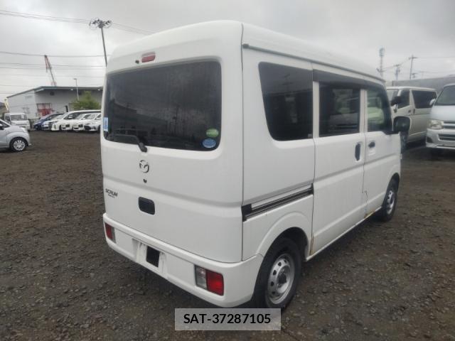 Mazda SCRUM 2016-06 8330370-2