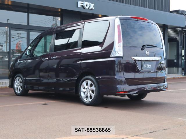 Nissan SERENA 2011-01 8327814-10