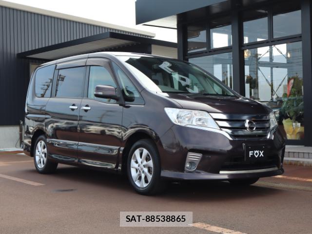 Nissan SERENA 2011-01 8327814-13