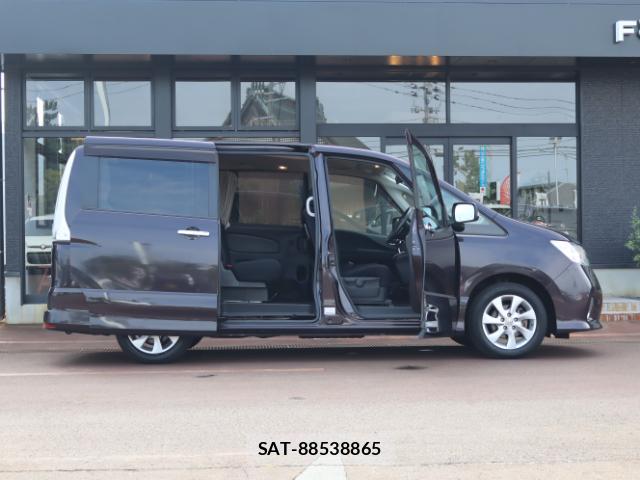 Nissan SERENA 2011-01 8327814-14