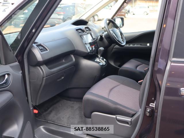 Nissan SERENA 2011-01 8327814-19