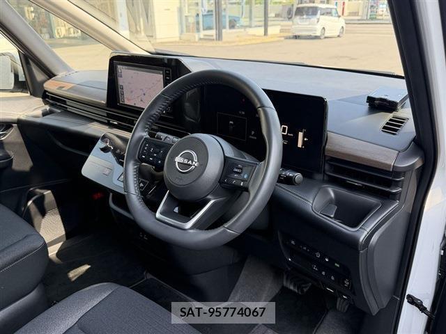 Nissan SERENA 2025-03 8327883-17