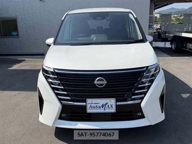 Nissan SERENA 2025-03 8327883-4
