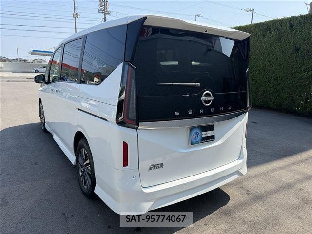 Nissan SERENA 2025-03 8327883-9
