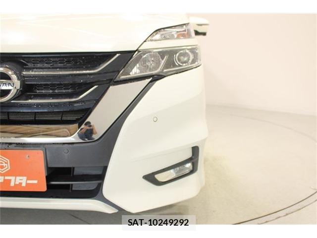 Nissan SERENA 2016-10 8327932-14