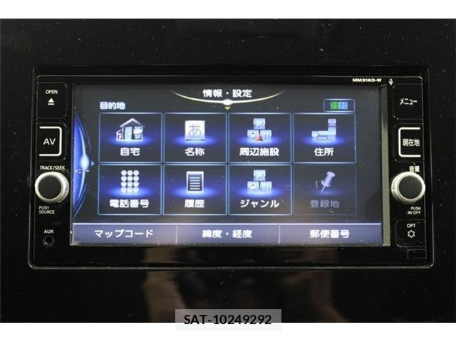 Nissan SERENA 2016-10 8327932-3