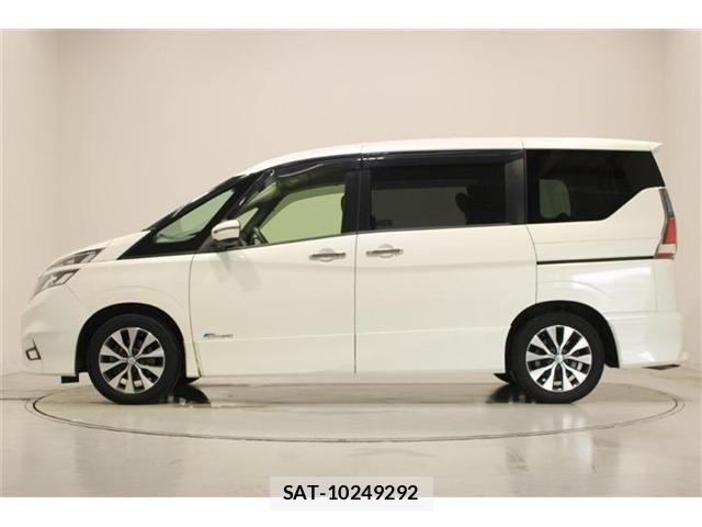 Nissan SERENA 2016-10 8327932-8