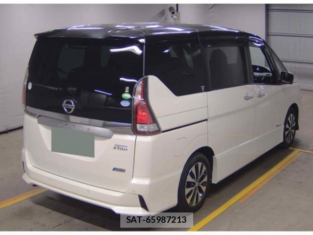 Nissan SERENA 2018-04 8328072-1