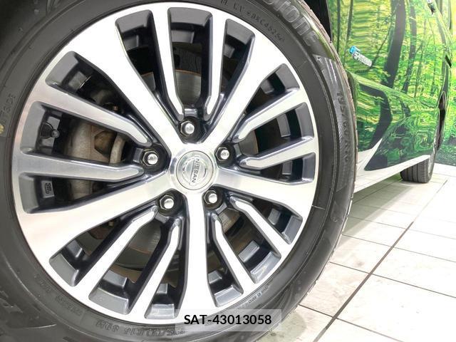 Nissan SERENA 2015-02 8328098-13
