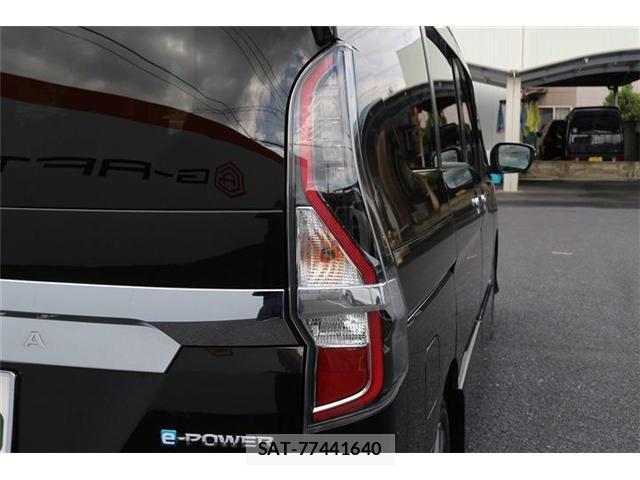 Nissan SERENA 2021-12 8328419-12