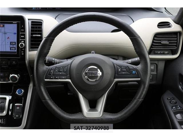 Nissan SERENA 2019-06 8328421-17