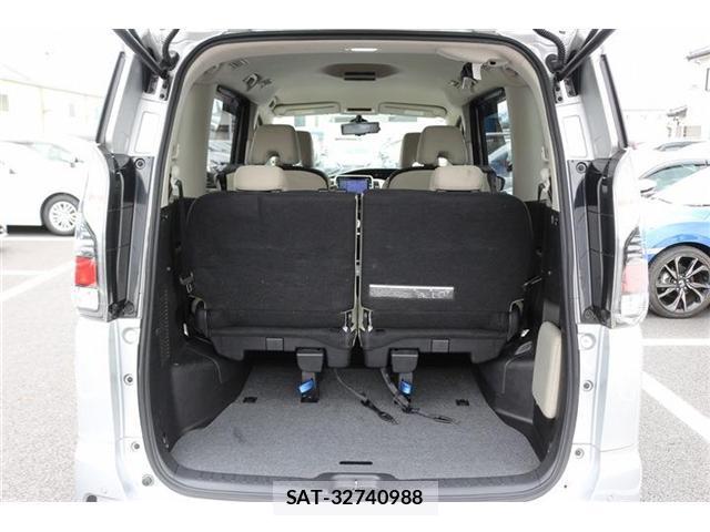 Nissan SERENA 2019-06 8328421-18