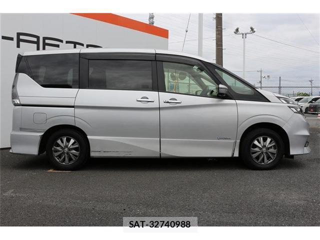 Nissan SERENA 2019-06 8328421-8