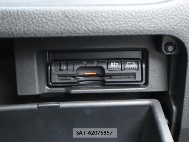 Nissan SERENA 2016-06 8328565-10